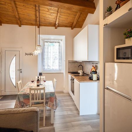 Casa Vacanze Da Vayna มันชาโน ภายนอก รูปภาพ